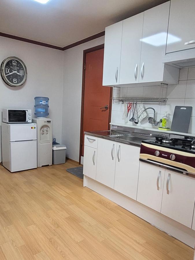Apartment Spacious Master #5 Seoul