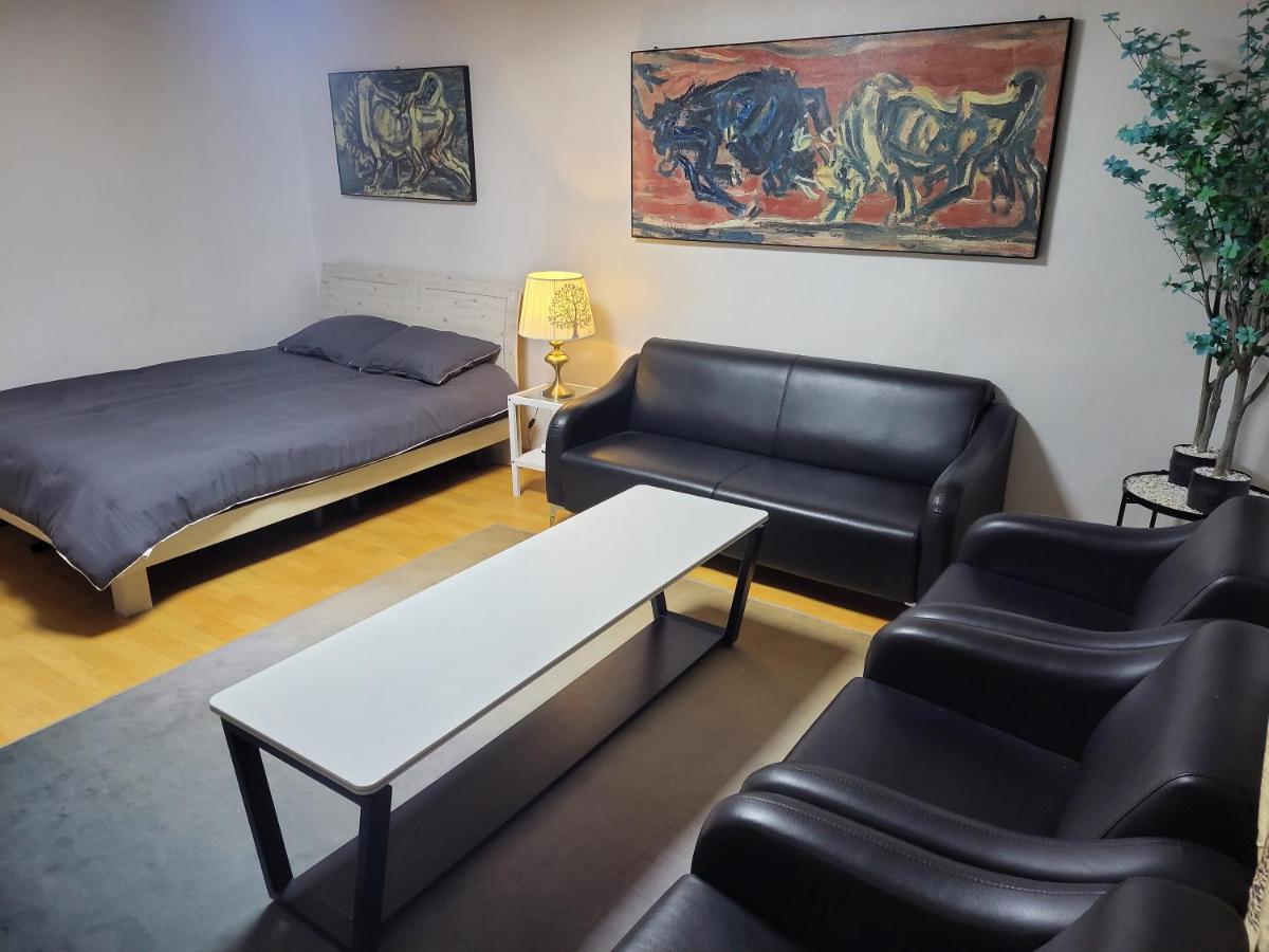 Spacious Master #5 Apartemen Seoul